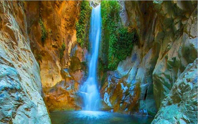 رونق گردشگری جنوب کرمان نیازمند حمایت همه جانبه دستگاه‌های مرتبط است